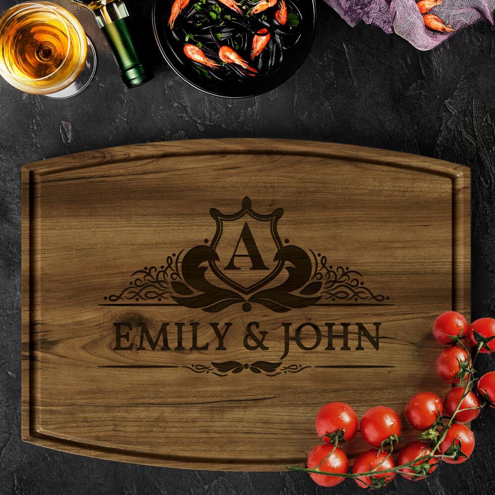 Personalized Cutting Board - Wedding Cake Topper by Luxtomi