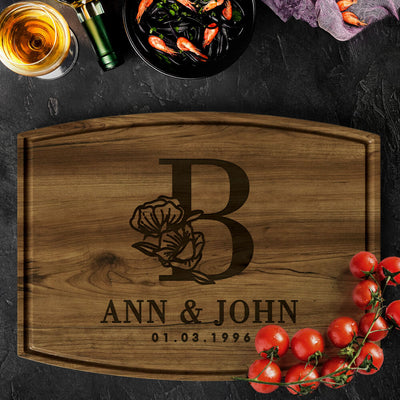 Personalized Cutting Board - Wedding Cake Topper by Luxtomi