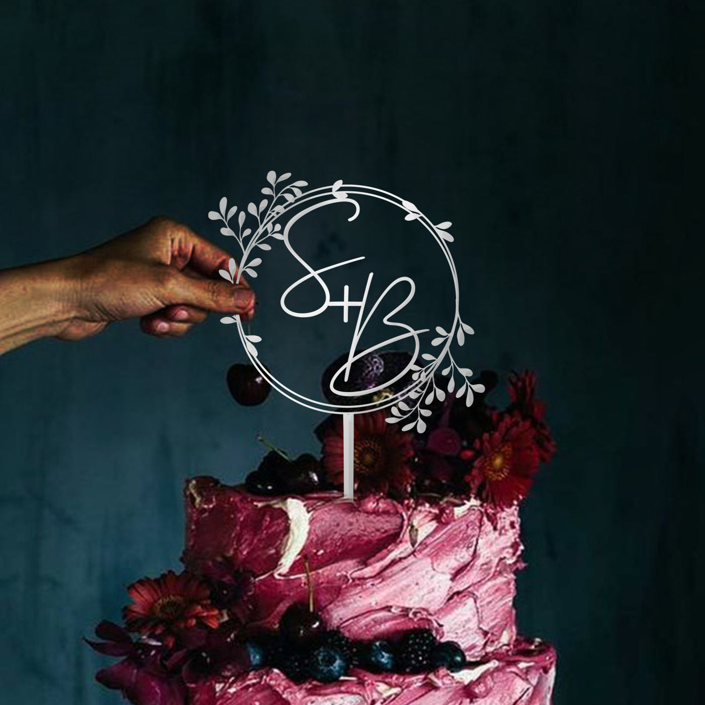 Wreath cake topper for wedding, Initial cake topper for Rustic wedding decor, Custom cake topper bride and groom